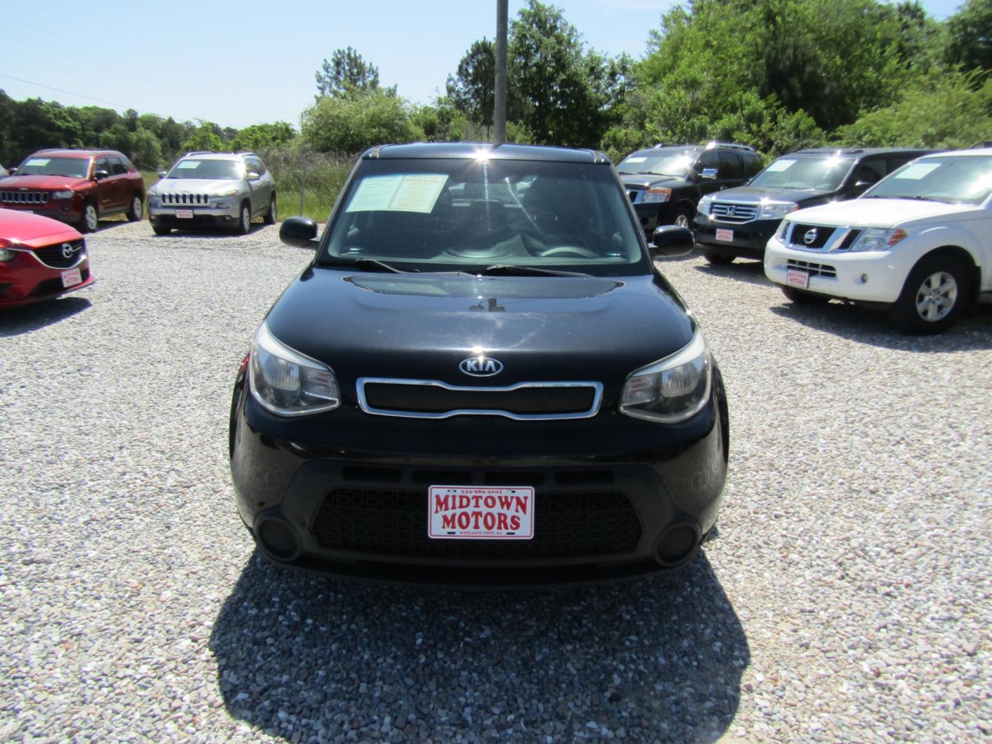 2016 Black /Gray Kia Soul (KNDJN2A29G7) with an 4 CYL engine, Automatic transmission, located at 15016 S Hwy 231, Midland City, AL, 36350, (334) 983-3001, 31.306210, -85.495277 - Photo#1